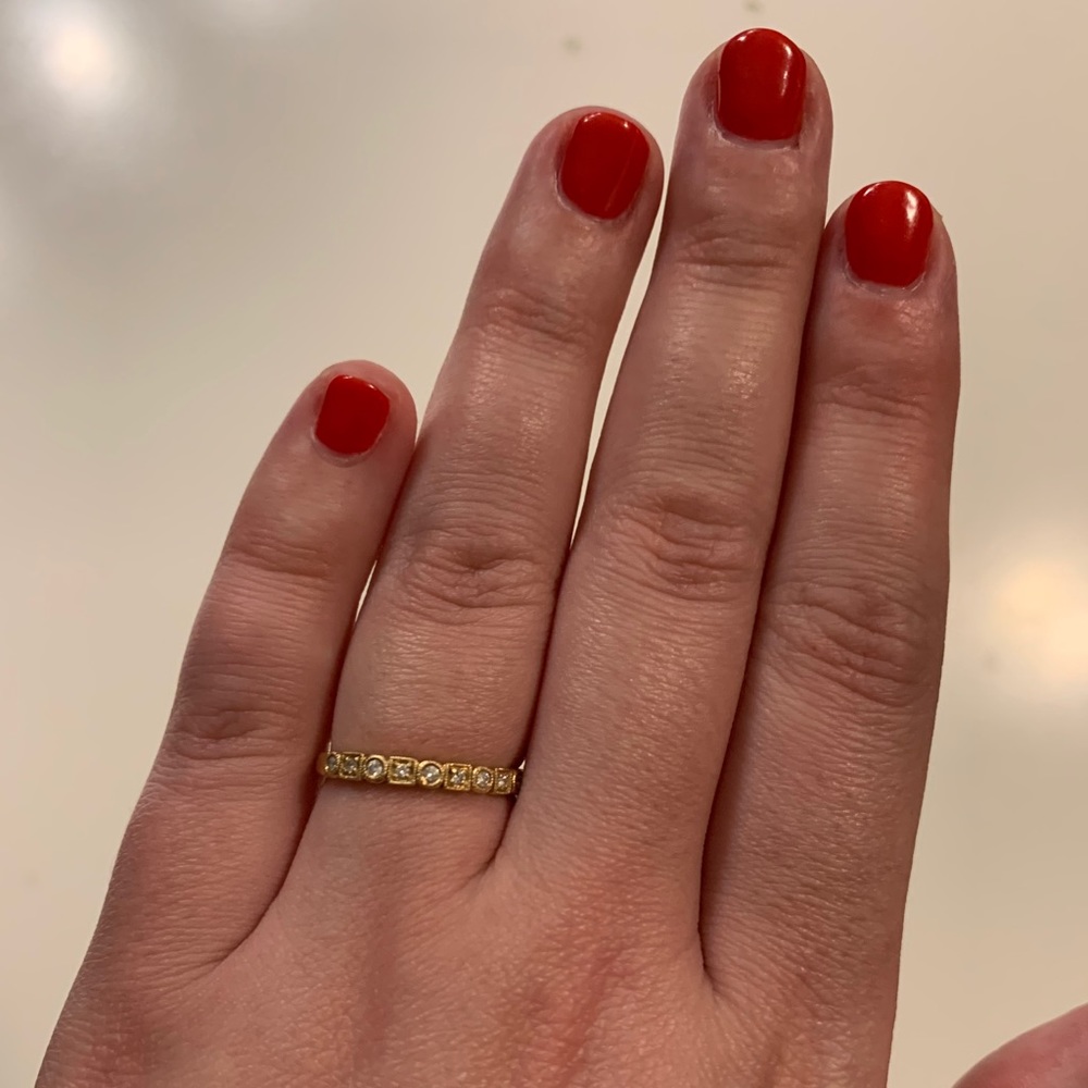 Gold ring with diamonds✨